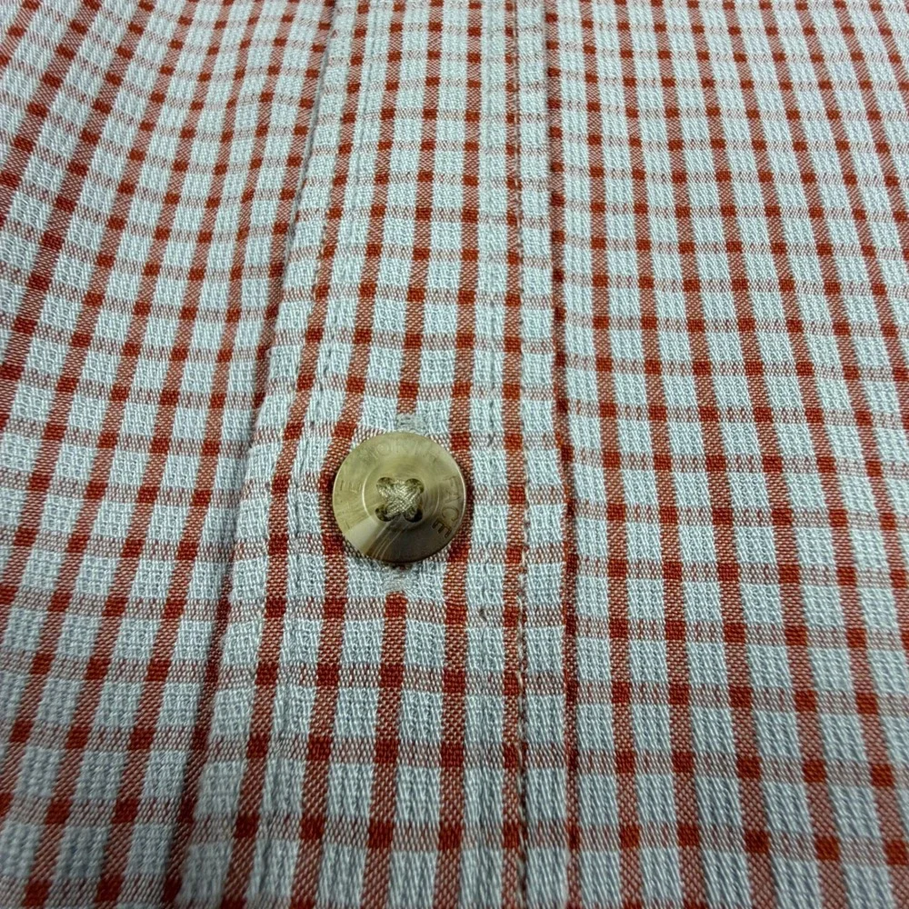 The North‎ Face Mens Medium M Red Micro Check Short Sleeve Vented Hiking Shirt